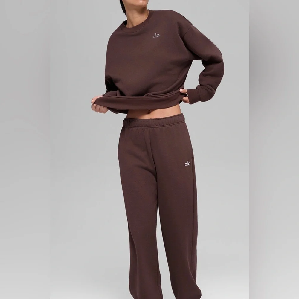 ALO Accolade Straight Leg Sweatpant- Brownstone Men S/ Women M Authentic - Picture 3 of 5